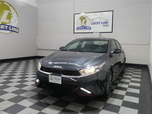 Used 2023 Kia Forte GT-Line FWD image 4