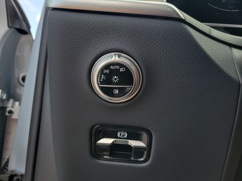 Certified 2026 Mercedes-Benz GLC 300 image 23