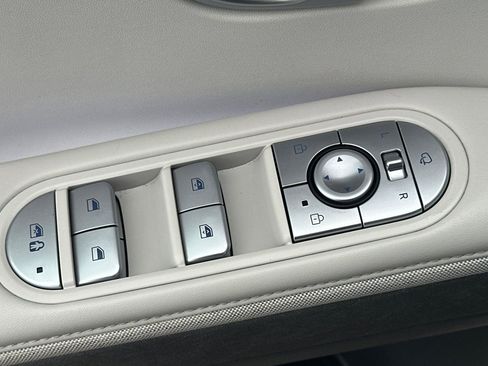 Certified 2023 Hyundai Ioniq 5 Limited image 12