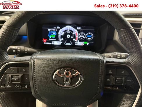 Certified 2024 Toyota Sequoia Platinum image 20