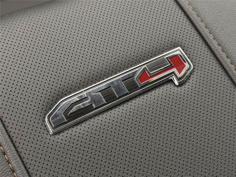 New 2026 GMC Sierra 2500 AT4 w/ AT4 Premium Plus Package AWD/4WD image 32