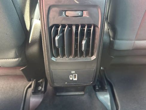 Used 2024 Dodge Hornet R/T image 29