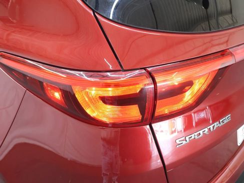 Used 2019 Kia Sportage LX image 28