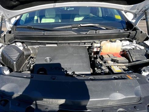 Used 2023 Buick Enclave Premium w/ Experience Buick Package image 9