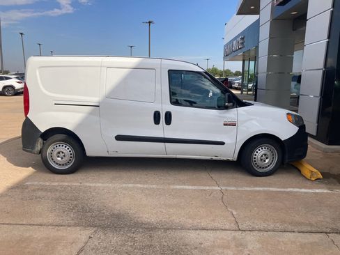 Used 2021 RAM ProMaster City Tradesman FWD image 8