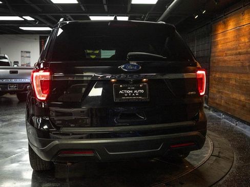 Used 2018 Ford Explorer 4WD image 6