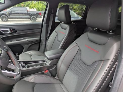 New 2026 Jeep Compass Trailhawk AWD/4WD image 14