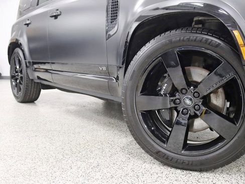 Used 2023 Land Rover Defender 110 Carpathian Edition image 4