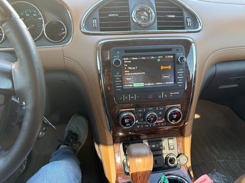 Used 2015 Buick Enclave Premium w/ Experience Buick Package FWD image 11