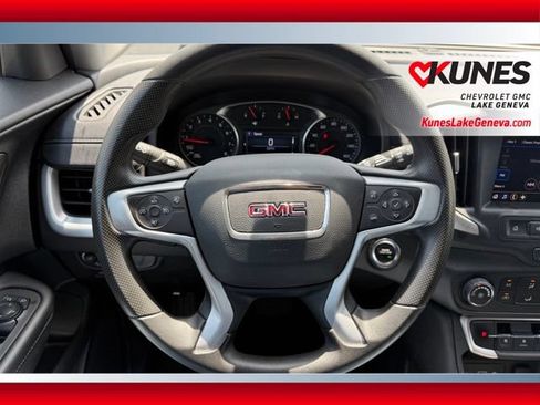 Used 2024 GMC Terrain SLE FWD image 22