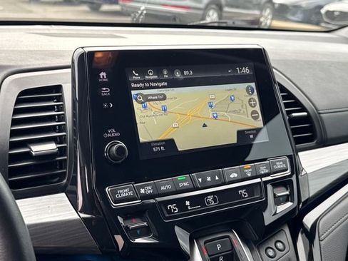 Used 2024 Honda Odyssey Elite image 23