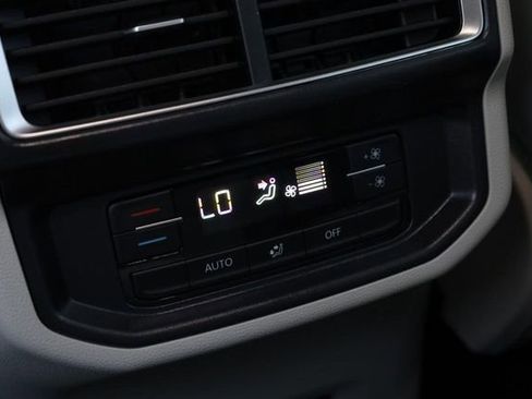 New 2026 Volkswagen Atlas SE image 23