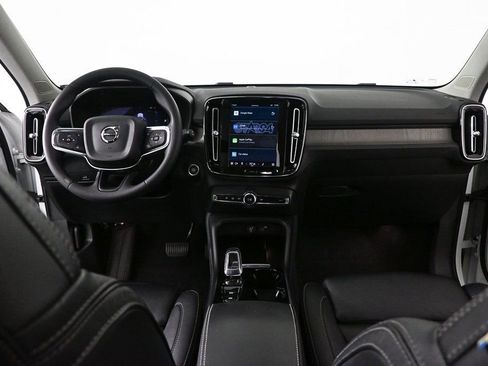 Used 2023 Volvo XC40 B5 Plus w/ Driver Assist Package image 14