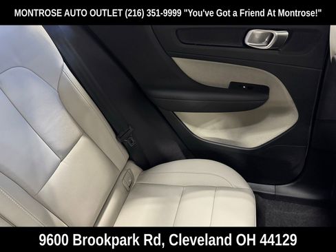 New 2026 Volvo XC40 B5 Plus w/ Protection Package Premier image 29