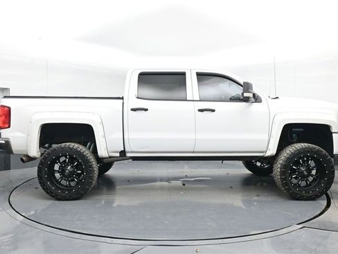 Used 2016 Chevrolet Silverado 1500 LTZ Z71 w/ LTZ Plus Package image 11