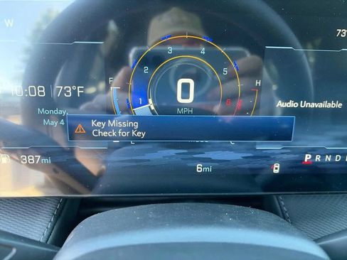 New 2026 Chevrolet Equinox LT w/ Convenience Package II FWD image 27