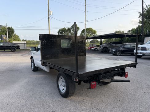 Used 2005 Ford F250 XL RWD image 8