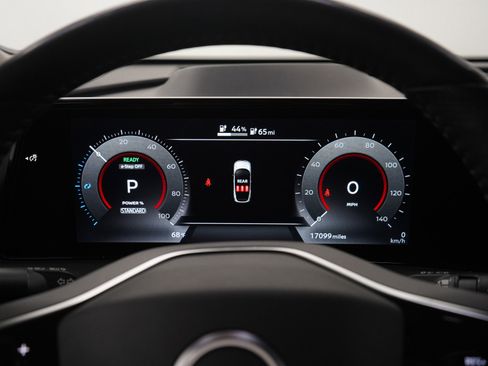 Used 2023 Nissan Ariya FWD image 24