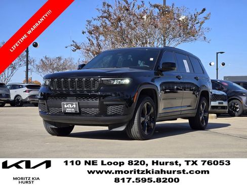 Used 2025 Jeep Grand Cherokee L Laredo image 2