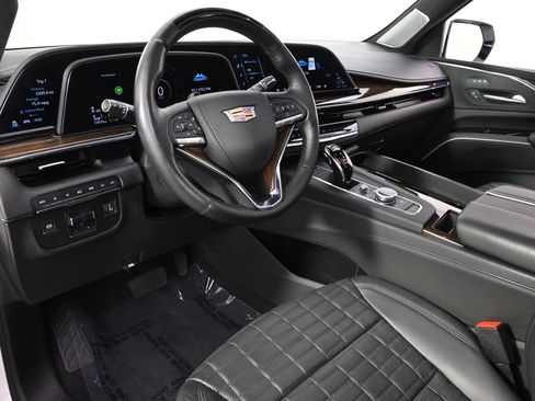 Certified 2024 Cadillac Escalade ESV Sport Platinum w/ LPO, ONYX Package image 12