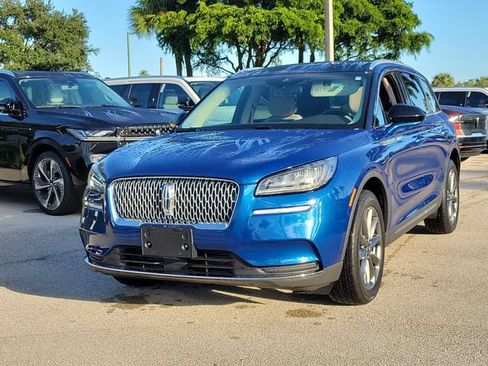 Certified 2020 Lincoln Corsair AWD w/ Premium Package image 3