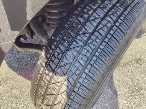 Used 2022 Ford F150 XLT w/ Equipment Group 301A Mid AWD/4WD image 10