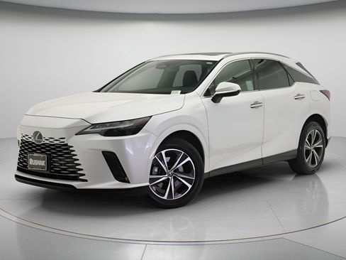 Used 2024 Lexus RX 350 FWD w/ Technology Package image 3
