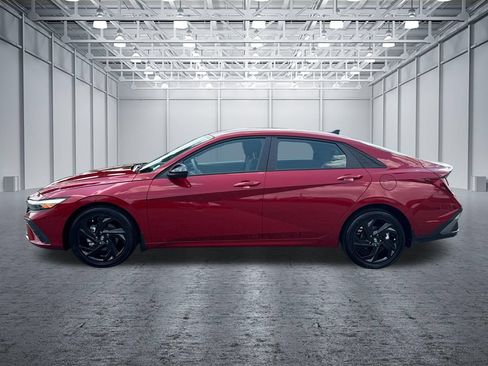 Certified 2026 Hyundai Elantra Sport FWD image 4