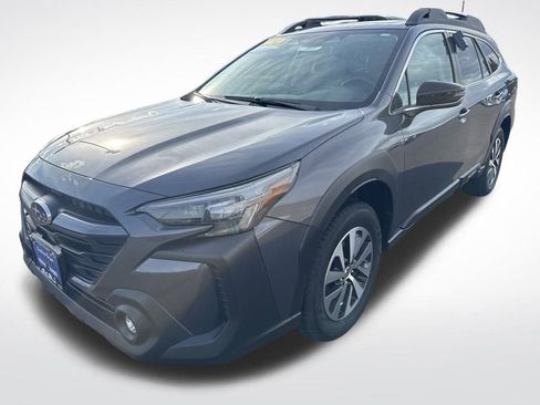 Certified 2024 Subaru Outback Premium image 3