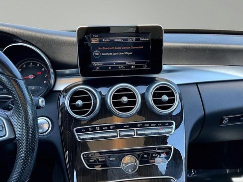Used 2018 Mercedes-Benz C 300 4MATIC Sedan image 24