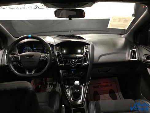 Used 2016 Ford Focus RS image 24