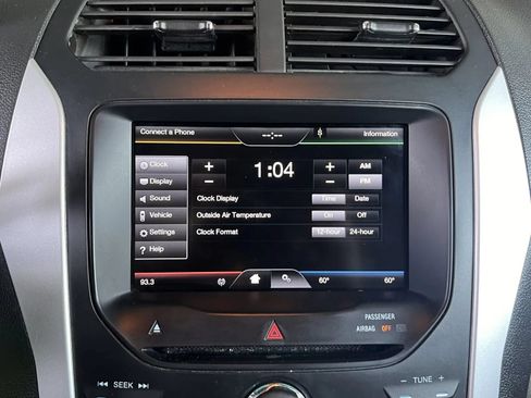 Used 2012 Ford Explorer XLT AWD/4WD image 32