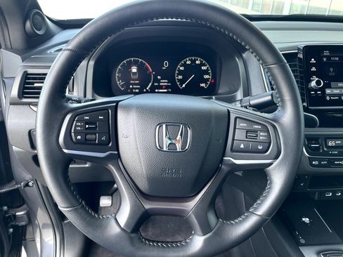 Certified 2025 Honda Ridgeline RTL image 13