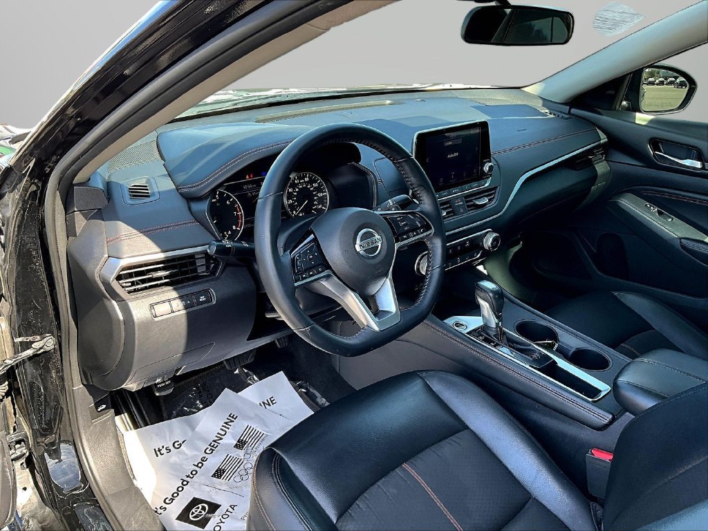 Used 2020 Nissan Altima 2.5 SR FWD image 19