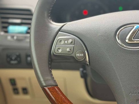 Used 2011 Lexus ES 350 image 22