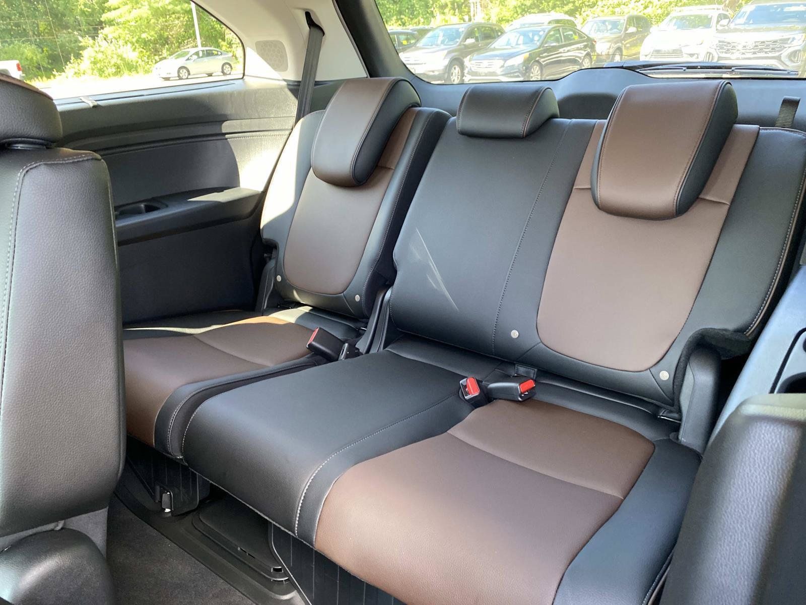 New 2026 Honda Odyssey Elite image 9