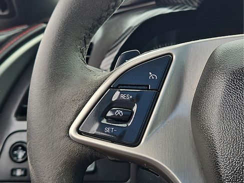 Used 2017 Chevrolet Corvette Stingray Coupe RWD image 13