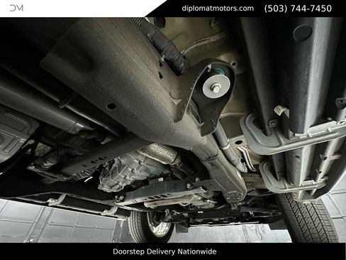 Used 2022 Cadillac Escalade ESV Premium Luxury w/ LPO, Floor Liner Package image 48