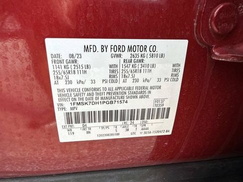Used 2023 Ford Explorer XLT RWD image 36