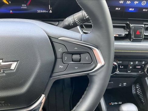 Used 2025 Chevrolet TrailBlazer ACTIV w/ Convenience Package image 17