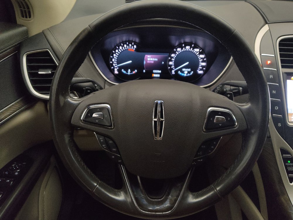 Used 2017 Lincoln MKX Select w/ Select Plus Package FWD image 22