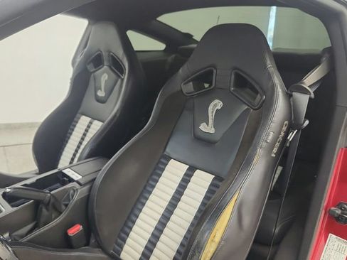 Used 2013 Ford Mustang Shelby GT500 RWD image 31