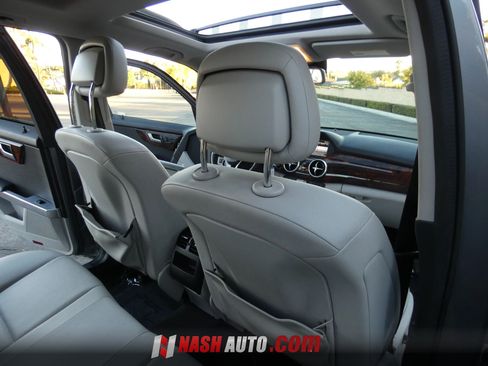 Used 2013 Mercedes-Benz GLK 350 4MATIC image 35