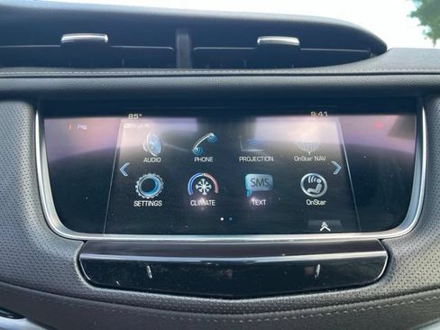 Used 2019 Cadillac XT5 FWD image 23