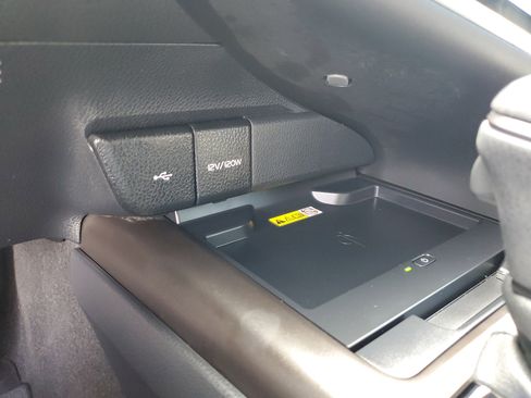 Used 2024 Toyota Camry XSE image 21