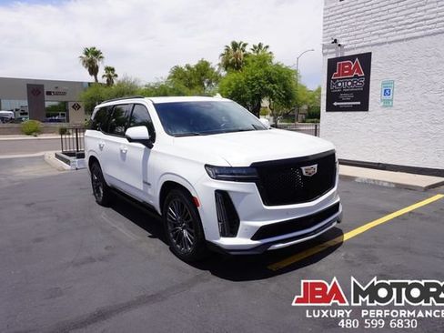 Used 2023 Cadillac Escalade V AWD/4WD image 91