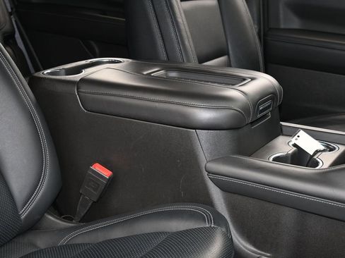 Used 2021 GMC Yukon SLE w/ Gmc Pro Safety Plus Package image 43