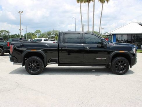 Used 2026 GMC Sierra 2500 AT4 w/ AT4 Premium Plus Package AWD/4WD image 14