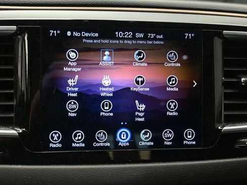 Used 2017 Chrysler Pacifica Touring-L Plus w/ Tire & Wheel Group FWD image 18