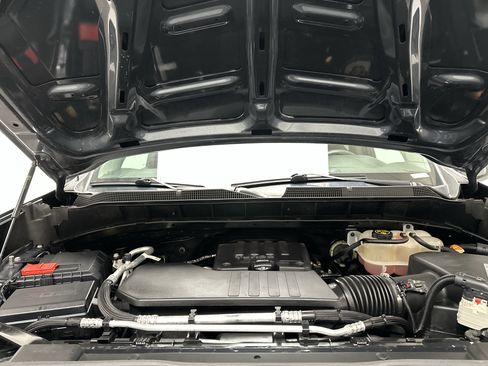 Used 2021 Chevrolet Silverado 1500 Custom image 36